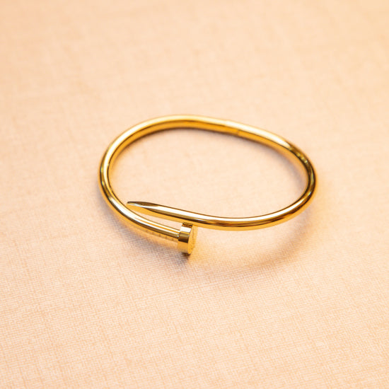 Chic Gold Nail Cuff