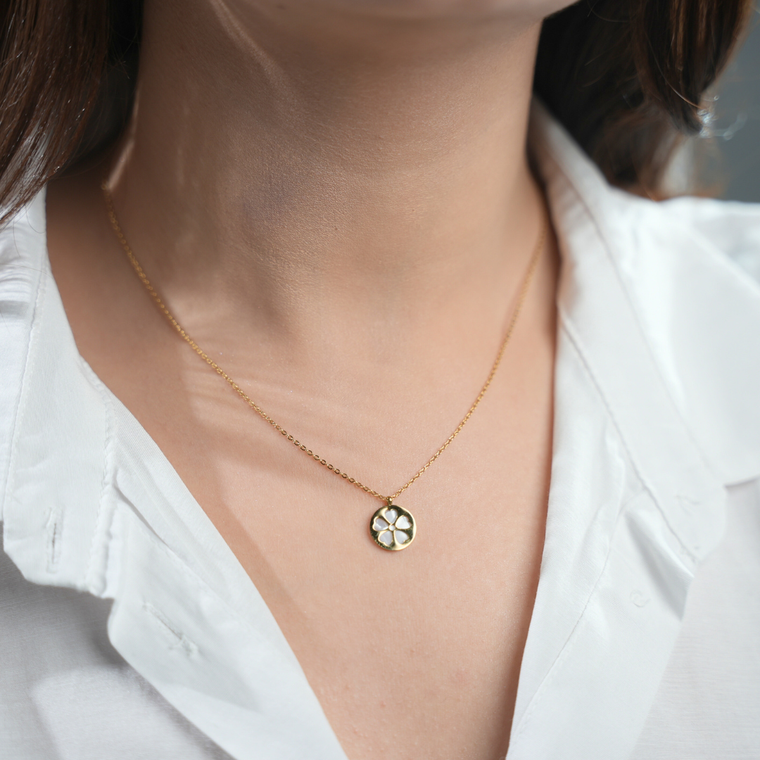 Modern Petal Glow Necklace