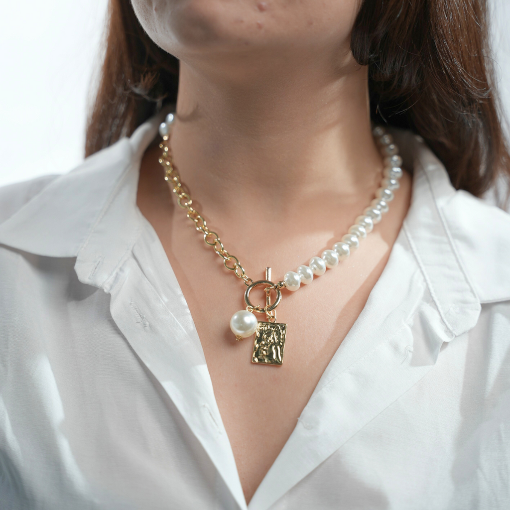 Pearl & Gold Symphony Necklace