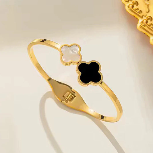 Clover Charm Dual Gold Bangle  Bracelet (Anti-Tarnish)