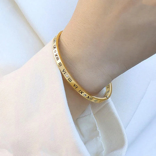 Golden Roman Numerals AD Bracelet (Anti-Tarnish)