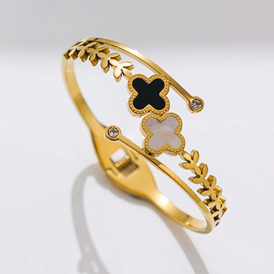 Mother of Pearl Clover Bracelet (Anti-Tarnish)