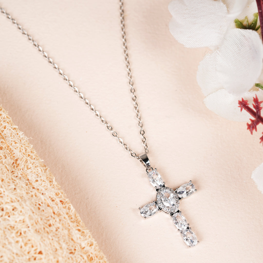 Gorgeous Silver Cross Pendant Necklace