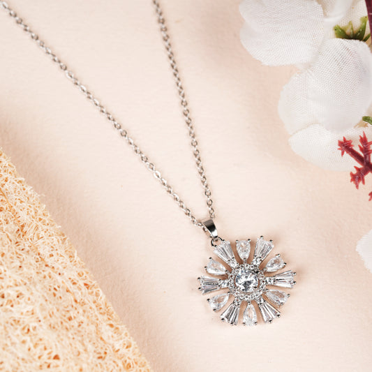 Collar Icy Flower Necklace